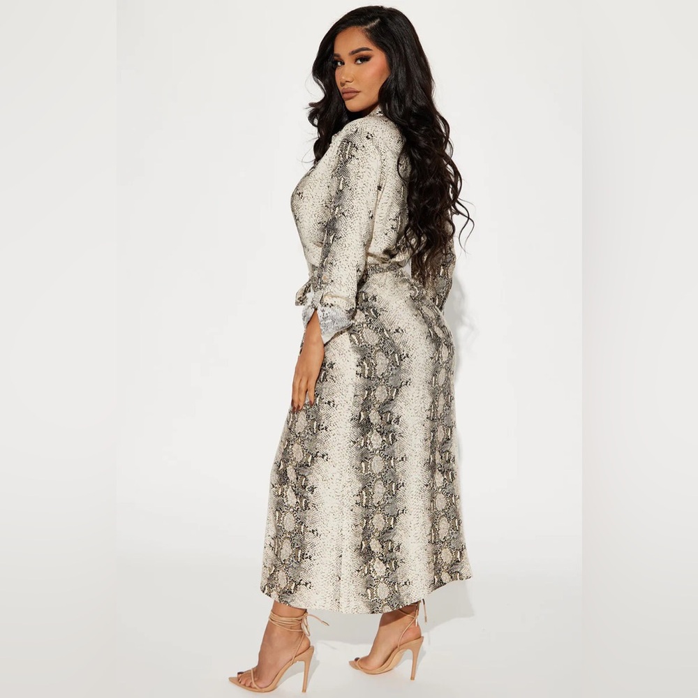 Fashion Nova Jolene Midi Shirt Dress - Cream/combo - Picture 2 of 4